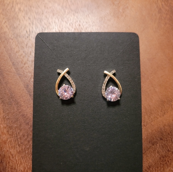 Set of gold color stainless steel Korean style earrings w/ large cubic zirconia - Picture 5 of 7